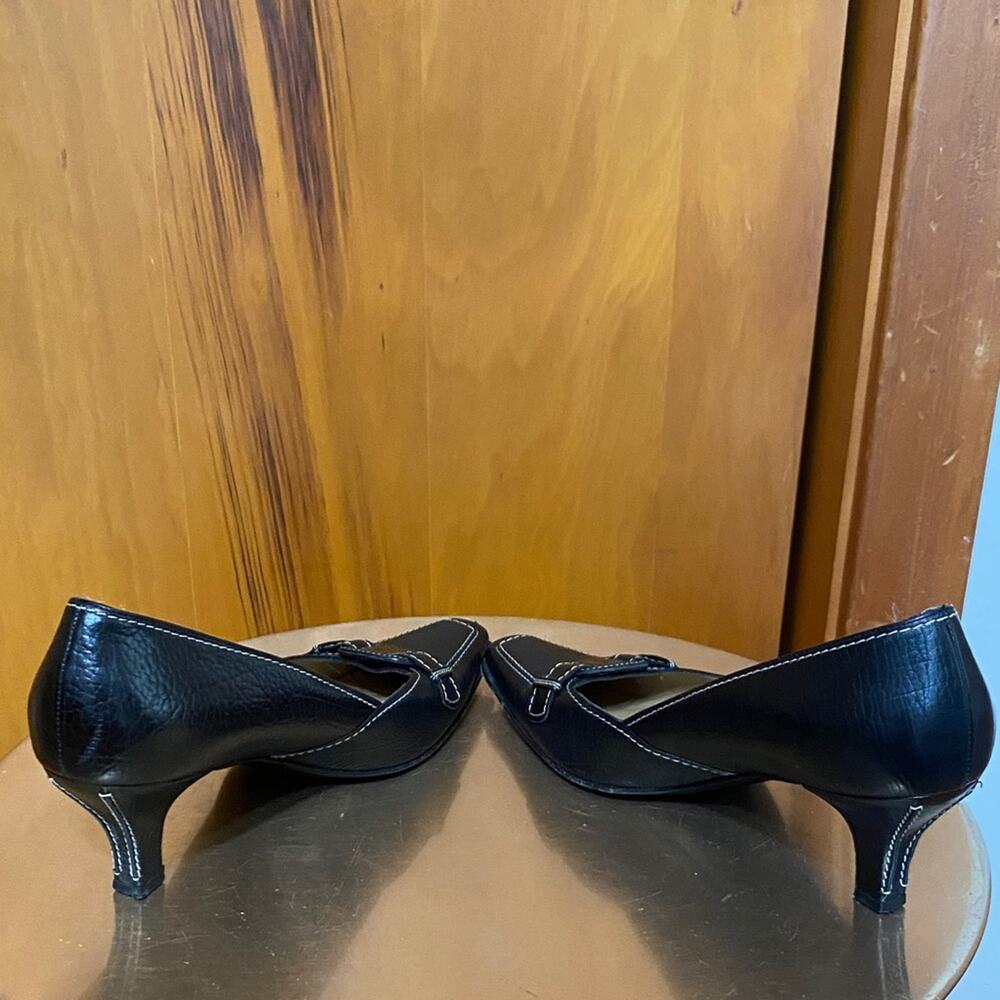 Salvatore Ferragamo Black Leather Loafers Contrast White Stitching Buckle Detail - Picture 8 of 11